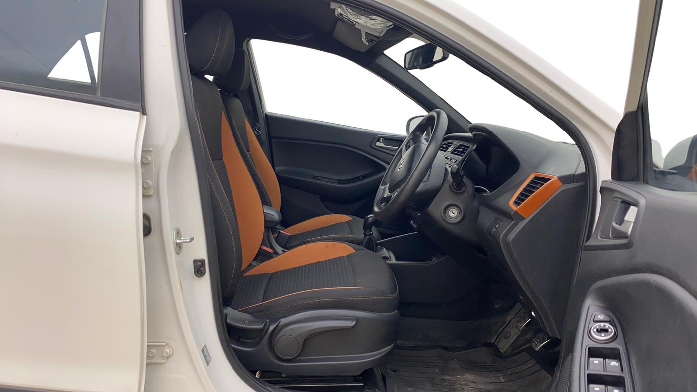 2015 Hyundai i20 Active 1.2 S, Petrol, Manual, 95,414 km, Right Side Front Door Cabin