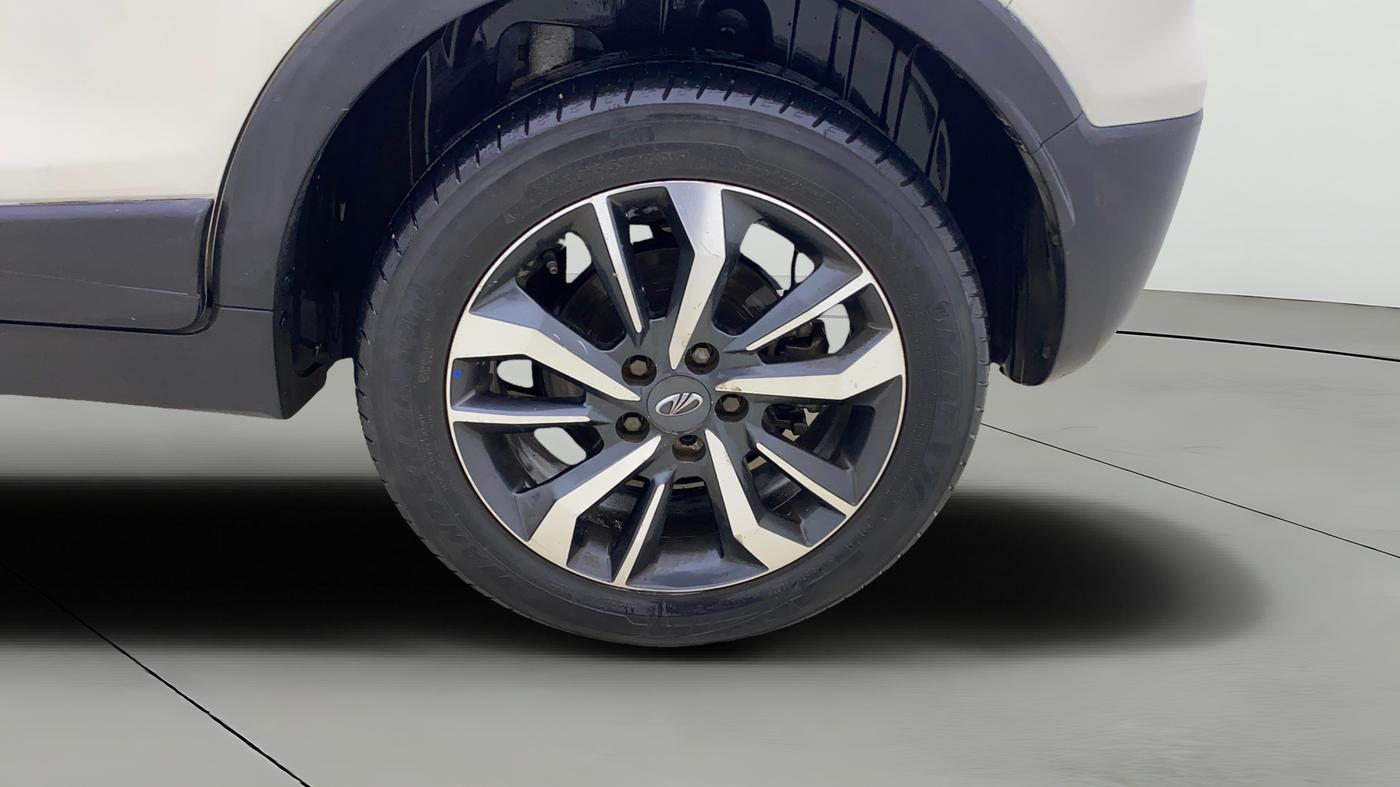 2021 Mahindra XUV300 W8 (O) 1.2 PETROL, Petrol, Manual, 78,893 km, Left Rear Wheel