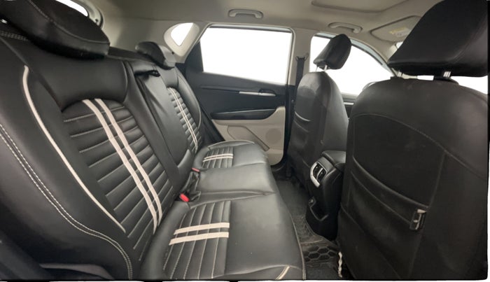 2020 KIA SONET HTX 1.0 IMT, Petrol, Manual, 77,635 km, Right Side Rear Door Cabin