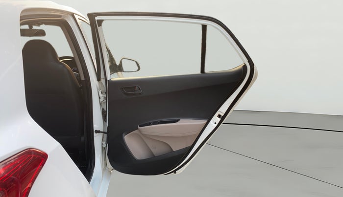 2018 Hyundai Grand i10 MAGNA 1.2 KAPPA VTVT, Petrol, Manual, 21,956 km, RHS Rear Door