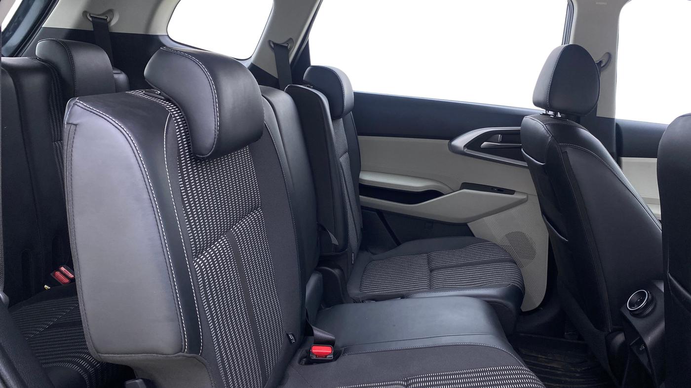2023 KIA CARENS PRESTIGE 1.4 PETROL 7 STR, Petrol, Manual, 59,849 km, Right Side Rear Door Cabin