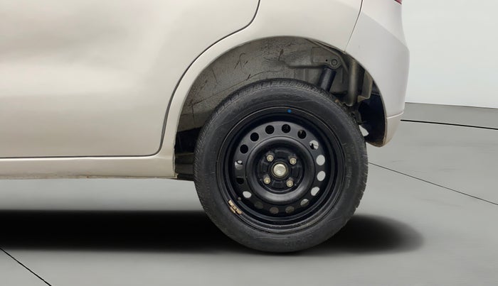 2016 Maruti Wagon R 1.0 VXI AMT, Petrol, Automatic, 61,534 km, Left Rear Wheel