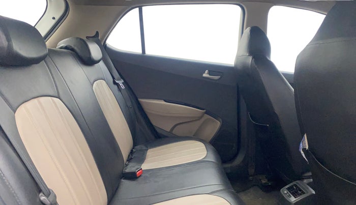 2015 Hyundai Grand i10 ASTA (O) 1.2 KAPPA VTVT, Petrol, Manual, 92,198 km, Right Side Rear Door Cabin