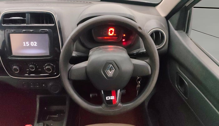 2017 Renault Kwid RXT 02 Anniversary Edition, Petrol, Manual, 90,044 km, Steering Wheel Close Up