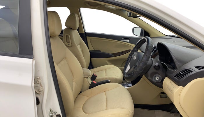 2016 Hyundai Verna 1.6 VTVT SX AT, Petrol, Automatic, 46,469 km, Right Side Front Door Cabin