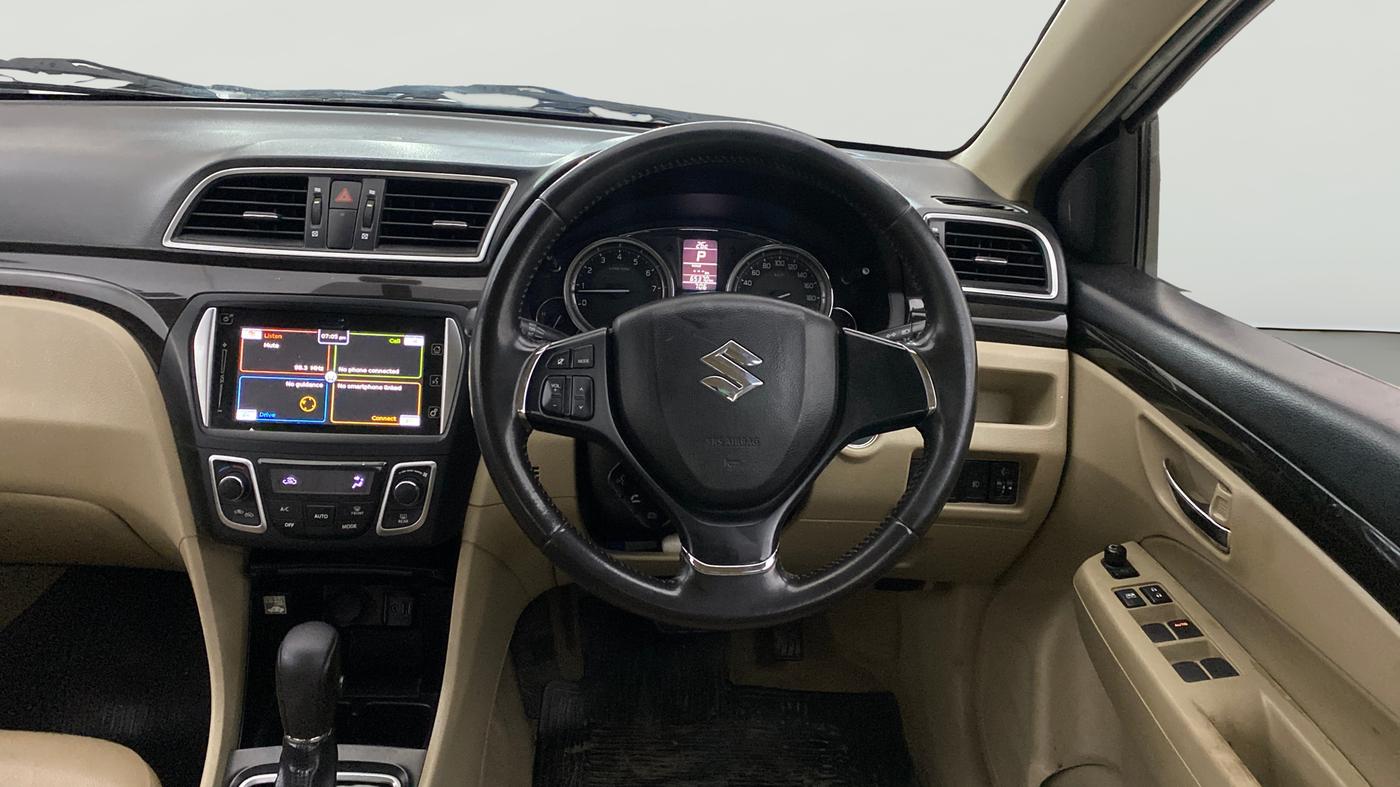 2016 Maruti Ciaz ZXI+ AT, Petrol, Automatic, 65,370 km, Steering Wheel Close Up