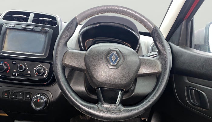 2017 Renault Kwid RXT 1.0 AMT (O), Petrol, Automatic, 28,167 km, Steering Wheel Close Up