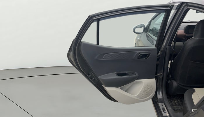 2022 Hyundai AURA S 1.2 CNG, CNG, Manual, 63,952 km, LHS Rear Door