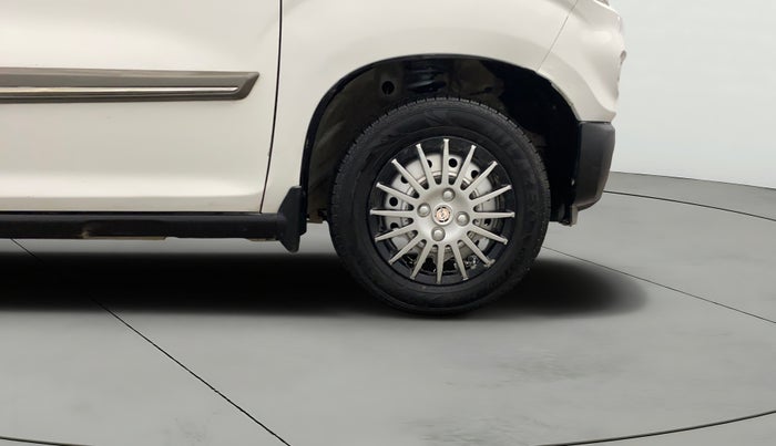 2021 Maruti S PRESSO LXI CNG, CNG, Manual, 78,653 km, Right Front Wheel