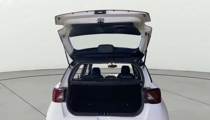 2019 Hyundai VENUE SX(O) 1.4 CRDI, Diesel, Manual, 64,290 km, Boot Open Zoomed View