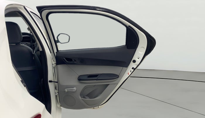 2022 Tata Tiago XE PETROL, Petrol, Manual, 32,634 km, RHS Rear Door