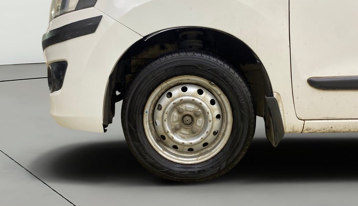 2013 Maruti Wagon R 1.0 LXI, Petrol, Manual, 41,409 km, Left Front Wheel