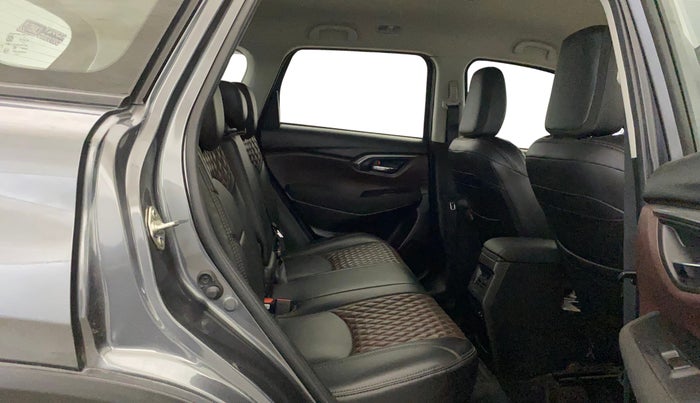 2024 Maruti Grand Vitara SIGMA SMART HYBRID, Petrol, Manual, 25,818 km, Right Side Rear Door Cabin