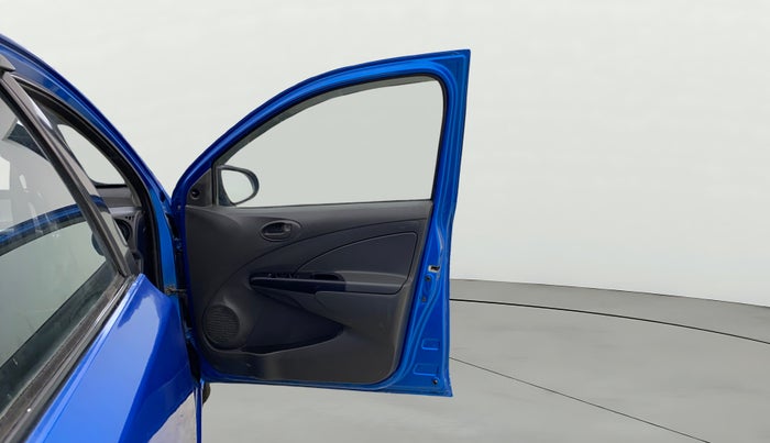 2013 Toyota Etios Liva G, Petrol, Manual, 26,024 km, RHS Front Door