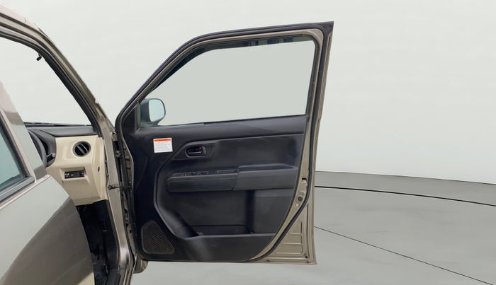 2022 Maruti New Wagon-R LXI CNG 1.0, CNG, Manual, 1,09,976 km, RHS Front Door