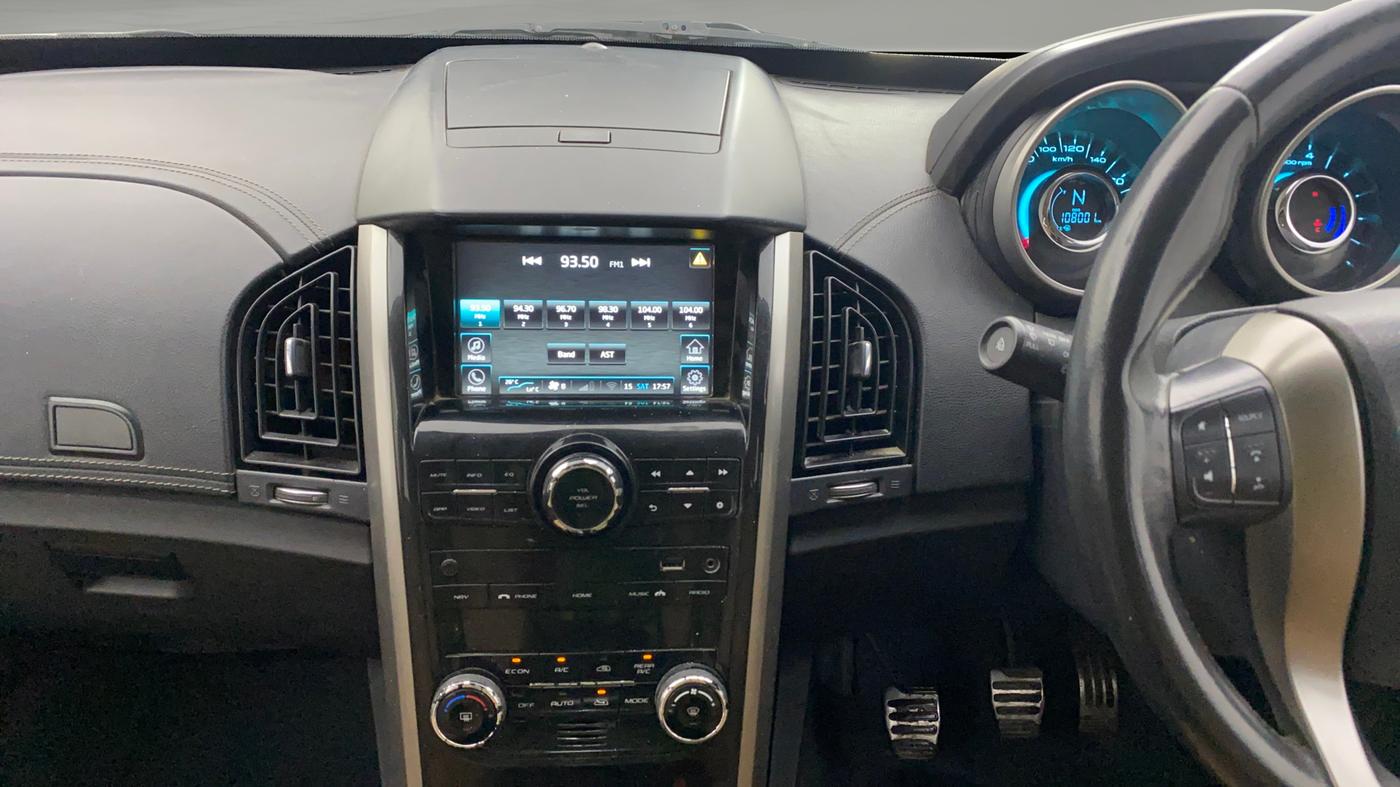 2019 Mahindra XUV500 W11, Diesel, Manual, 1,08,000 km, Air Conditioner