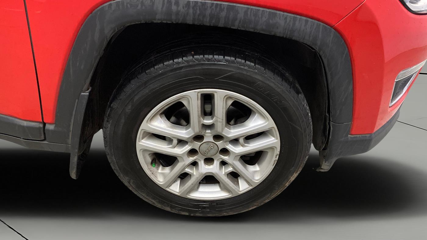 2018 Jeep Compass LIMITED (O) 2.0 DIESEL, Diesel, Manual, 1,22,526 km, Right Front Wheel