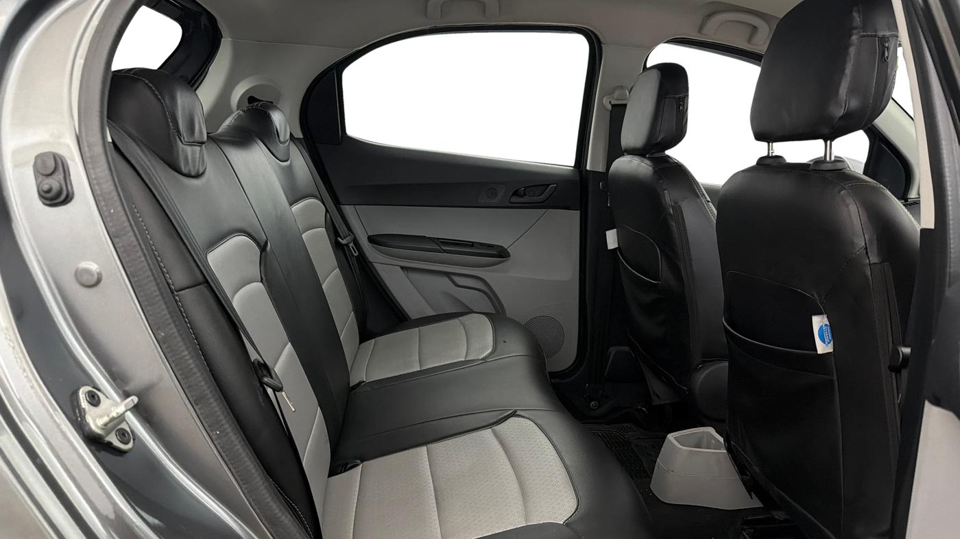 2022 Tata Tiago XT CNG, CNG, Manual, 33,279 km, Right Side Rear Door Cabin