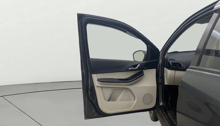 2023 Tata Tiago XZ PLUS CNG, CNG, Manual, 35,010 km, LHS Front Door