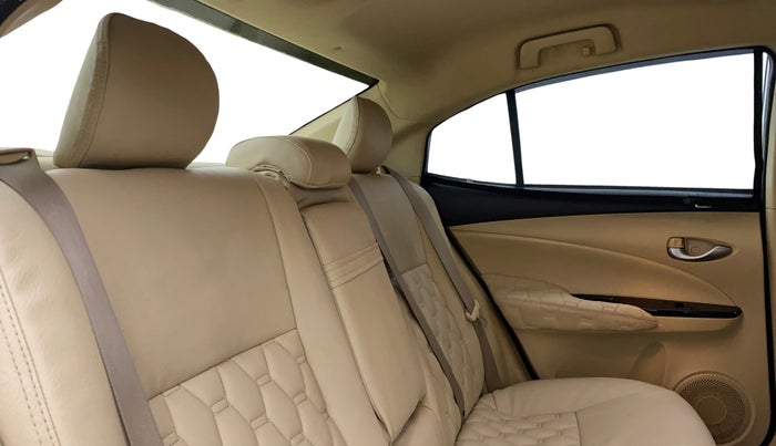 2020 Toyota YARIS G MT, Petrol, Manual, 48,693 km, Right Side Rear Door Cabin