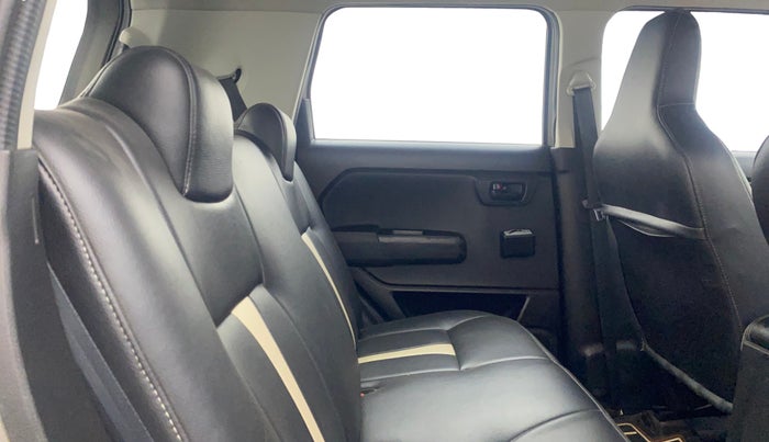 2021 Maruti New Wagon-R LXI CNG 1.0, CNG, Manual, 61,622 km, Right Side Rear Door Cabin