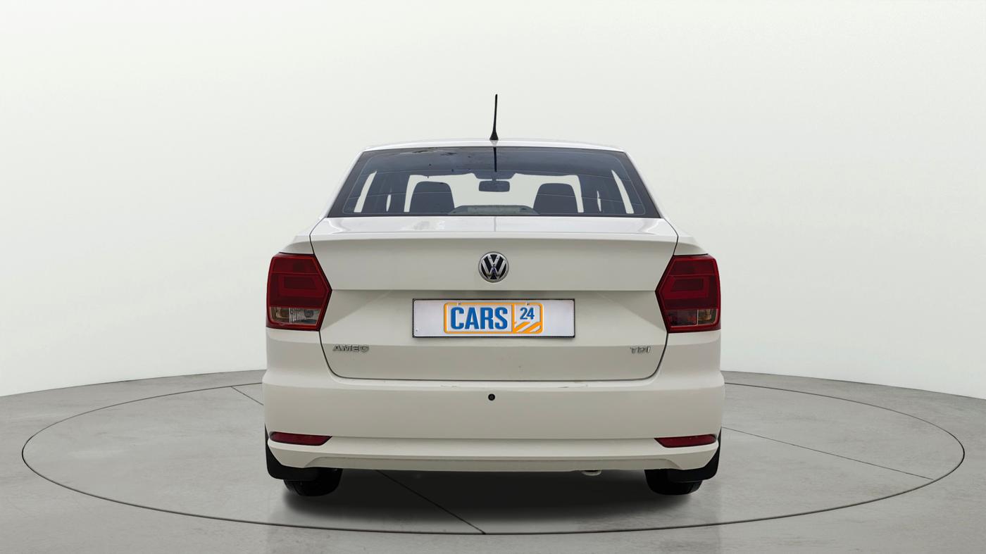 2017 Volkswagen Ameo TRENDLINE 1.5L, Diesel, Manual, 1,01,148 km, Back/Rear