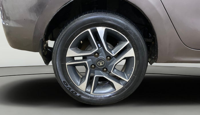 2017 Tata TIGOR XZ PETROL, Petrol, Manual, 99,921 km, Right Rear Wheel