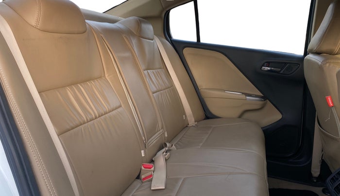 2016 Honda City 1.5L I-VTEC V MT, Petrol, Manual, 32,920 km, Right Side Rear Door Cabin