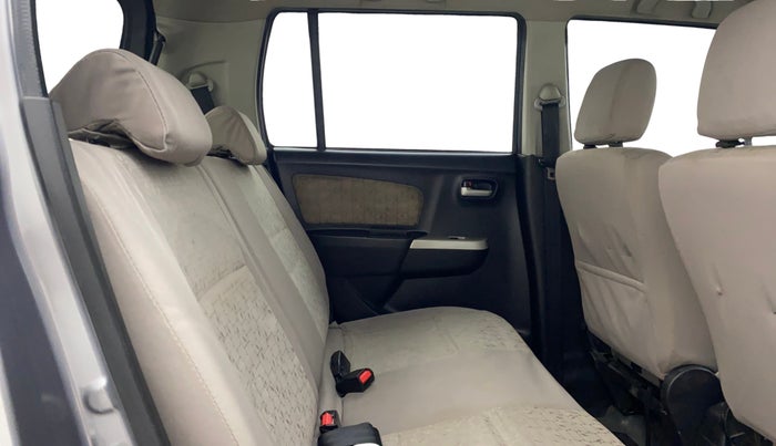 2014 Maruti Wagon R 1.0 VXI, Petrol, Manual, 70,435 km, Right Side Rear Door Cabin