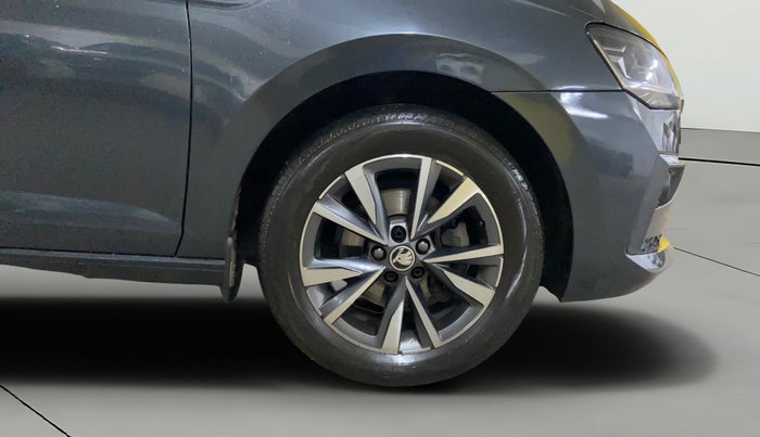 2022 Skoda SLAVIA STYLE 1.0L TSI AT, Petrol, Automatic, 39,763 km, Right Front Wheel