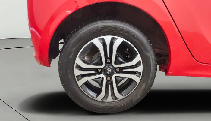 2024 Tata Tiago XTA PETROL, Petrol, Automatic, 35,199 km, Right Rear Wheel