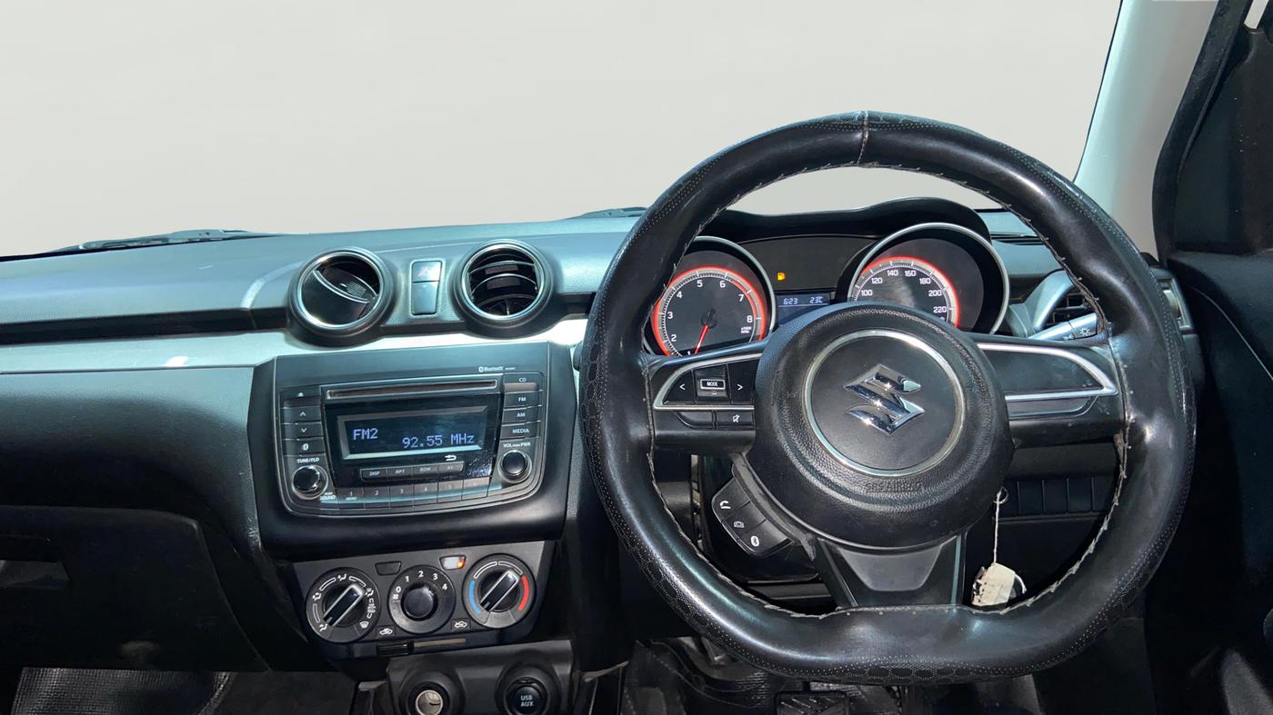 2019 Maruti Swift VXI AMT, Petrol, Automatic, 80,502 km, Steering Wheel Close Up