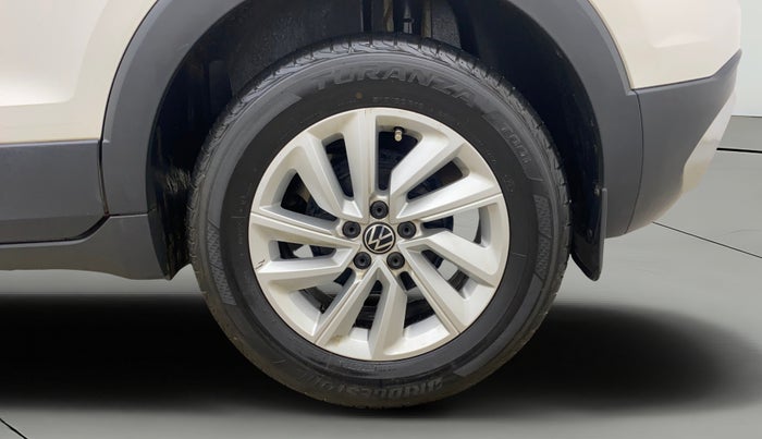 2022 Volkswagen TAIGUN HIGHLINE 1.0 TSI AT, Petrol, Automatic, 45,904 km, Left Rear Wheel