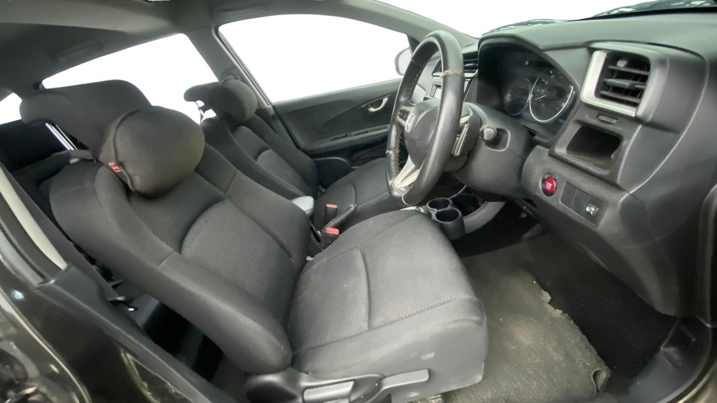 2017 Honda BR-V 1.5L I-VTEC V CVT, Petrol, Automatic, 1,35,035 km, Right Side Front Door Cabin