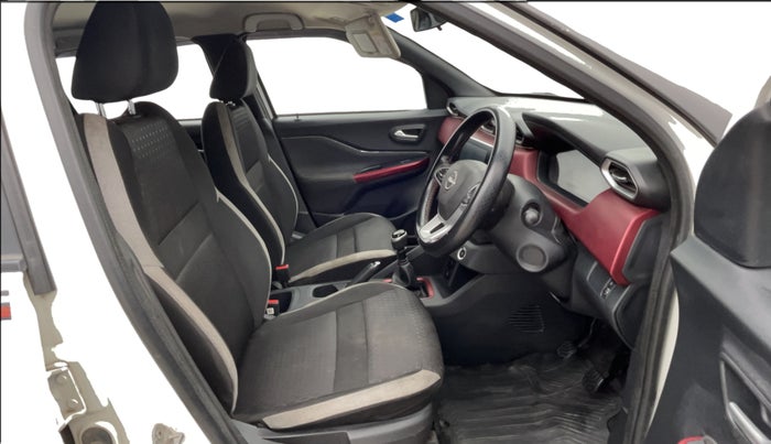 2022 Nissan MAGNITE XV MT, Petrol, Manual, 47,465 km, Right Side Front Door Cabin