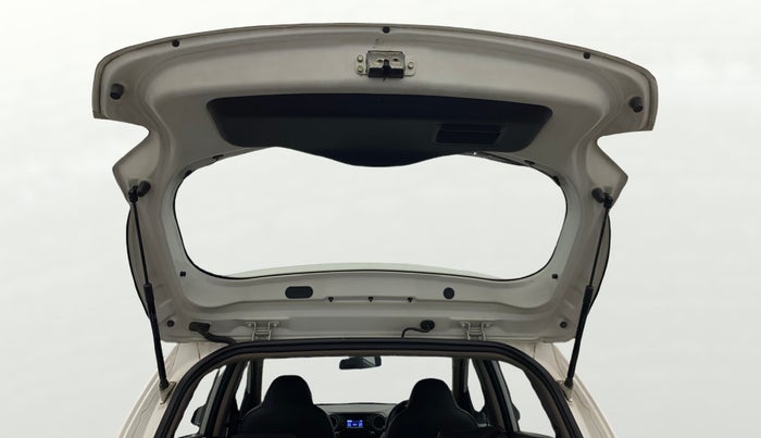 2016 Hyundai Grand i10 ASTA 1.2 KAPPA VTVT, Petrol, Manual, 57,194 km, Boot Door Open