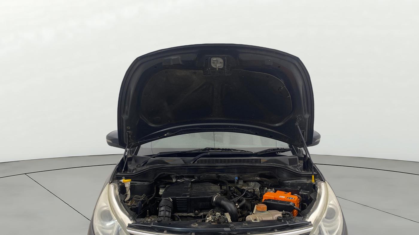 2017 Tata Zest XMS PETROL, Petrol, Manual, 58,615 km, Open Bonet