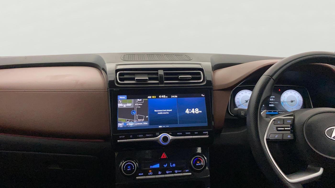 2022 Hyundai ALCAZAR PLATINUM(O) 7STR 2.0 AT, Petrol, Automatic, 31,942 km, Air Conditioner