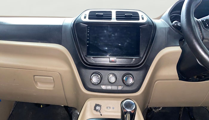 2016 Mahindra TUV300 T8 AMT, Diesel, Automatic, 1,03,494 km, Air Conditioner