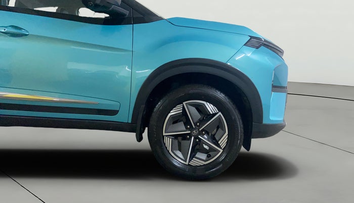 2024 Tata NEXON CREATIVE+ DCA 1.2 PETROL, Petrol, Automatic, 18,392 km, Right Front Wheel
