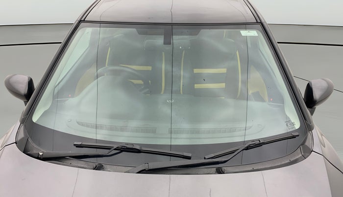 2016 Maruti Baleno ZETA DIESEL 1.3, Diesel, Manual, 74,944 km, Front Windshield