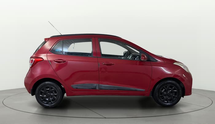 2017 Hyundai Grand i10 SPORTZ (O) 1.2 KAPPA VTVT, Petrol, Manual, 51,734 km, Right Side View