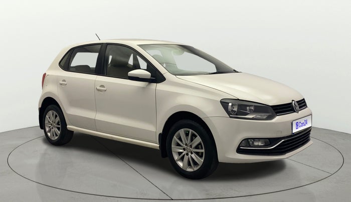 2016 Volkswagen Polo HIGHLINE1.2L, Petrol, Manual, 61,619 km, Right Front Diagonal