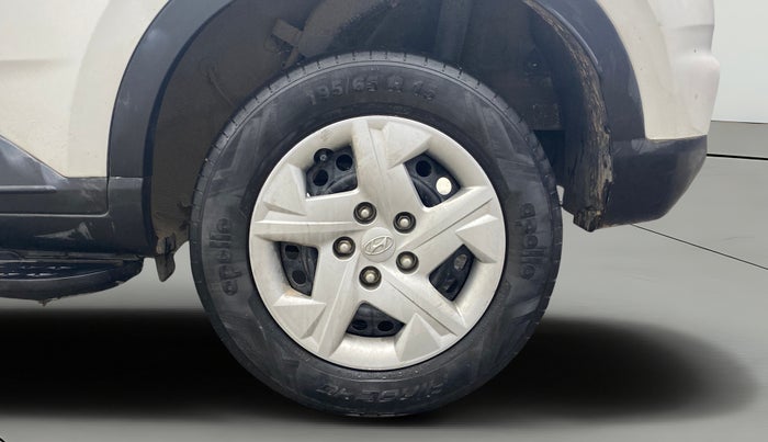 2021 Hyundai VENUE S 1.2, Petrol, Manual, 44,718 km, Left Rear Wheel