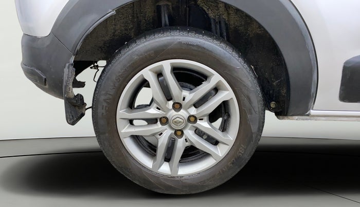 2021 Renault TRIBER RXZ AMT, Petrol, Automatic, 45,783 km, Right Rear Wheel