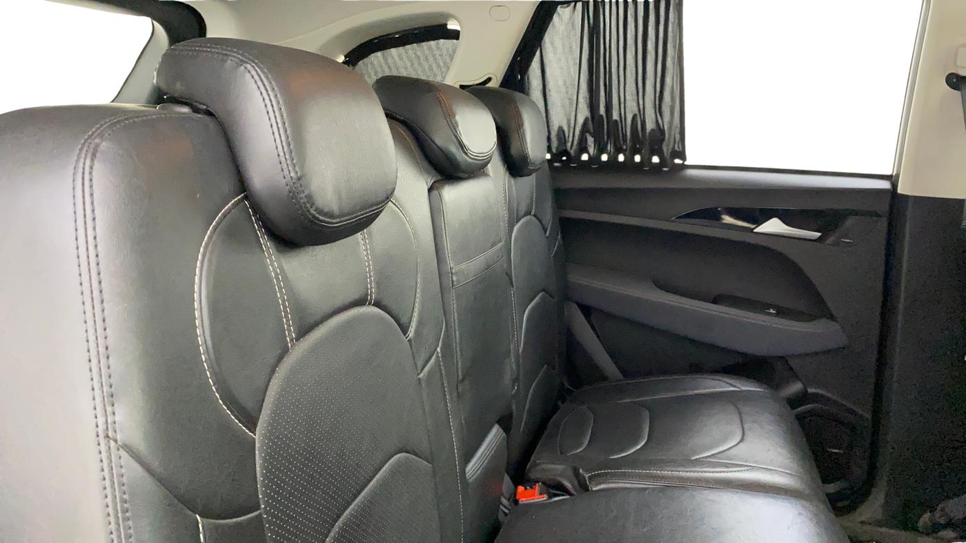 2020 MG HECTOR SUPER 1.5 PETROL, Petrol, Manual, 42,005 km, Right Side Rear Door Cabin