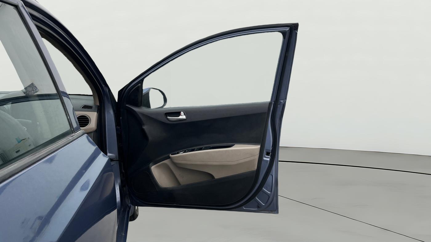 2014 Hyundai Grand i10 ASTA AT 1.2 KAPPA VTVT, Petrol, Automatic, 1,05,530 km, RHS Front Door