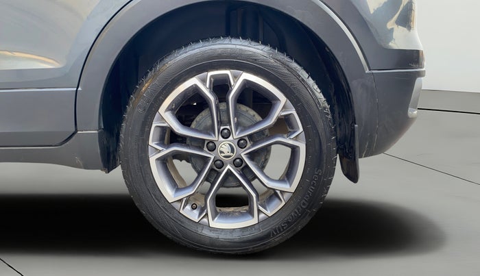 2022 Skoda KUSHAQ STYLE 1.0L TSI MT, Petrol, Manual, 71,865 km, Left Rear Wheel