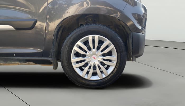 2023 Maruti S PRESSO VXI PLUS (O) AMT, Petrol, Automatic, 27,306 km, Right Front Wheel