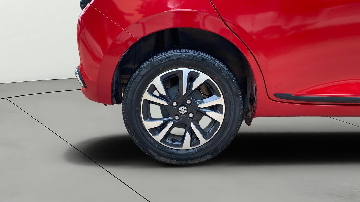 2024 Maruti Swift ZXI PLUS, Petrol, Manual, 43,044 km, Right Rear Wheel